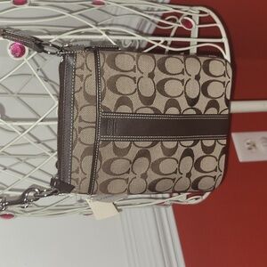 Coach Signature F06016 Stripe Swingpack Crossbody Khaki Brown Leather Purse NWT
